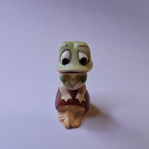 Vintage Miniture Josef Originals Frog Figurine on Mushroom